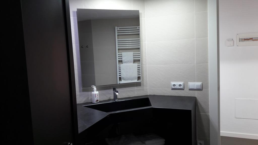 אולות Apartaments Y Habitacions Entre Volcans מראה חיצוני תמונה